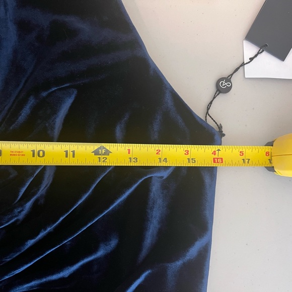 NWT Adrianna Papell Velvet Stretch Sheath Twist Front Halter High Low Hem Gown - Picture 4 of 16